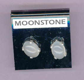 Sterling Silver w/ 8x6mm LOVELY  MOONSTONE