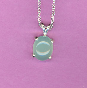 Sterling Silver w/ 11x9mm  3.5ct CHRYSOPHRASE Cabochon On 18" S/S Chain